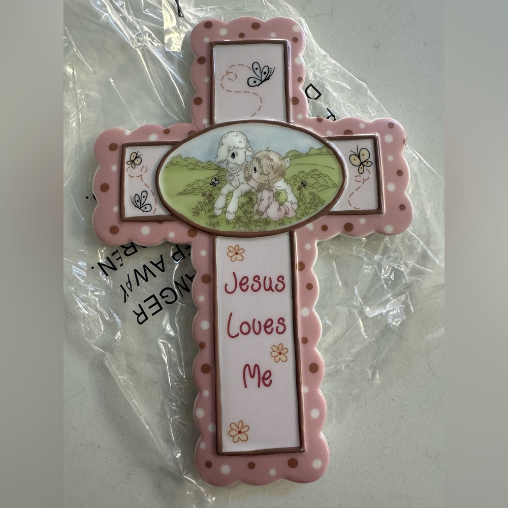 Precious Moments Girl Cross